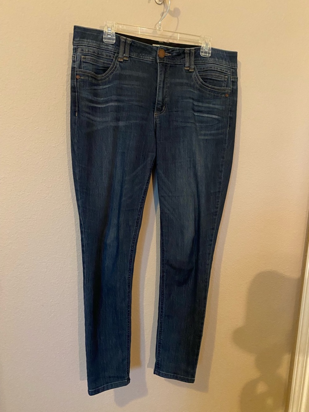 Democracy Jeans - Classic Dark Wash Women’s Jeans “Ab” Technology - Slim Fit